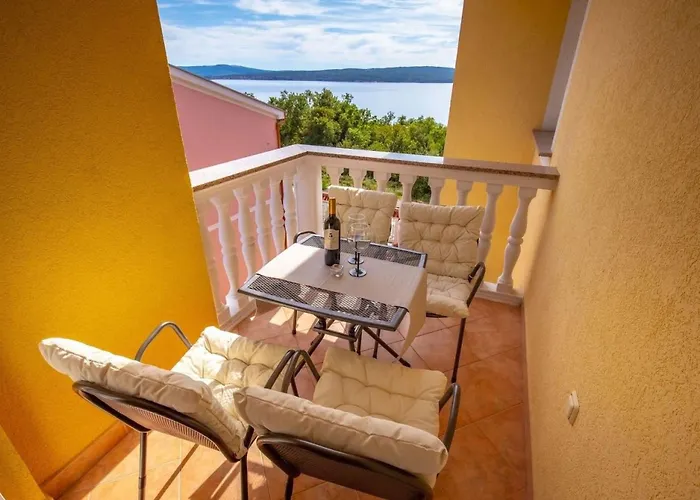 Mit Terrasse Und Meerblick By Interhome Apartamento Dramalj