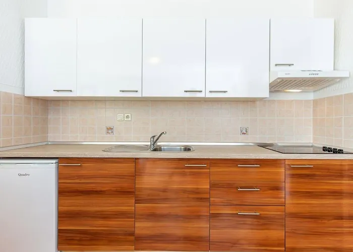 Mit Terrasse Und Meerblick By Interhome Apartamento Dramalj