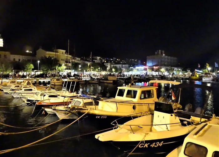 Apartamento Mit Terrasse Und Meerblick By Interhome *