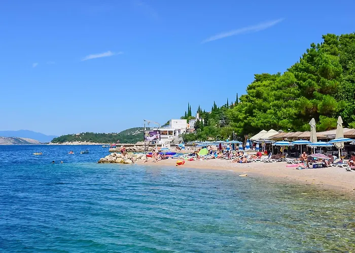 Mit Terrasse Und Meerblick By Interhome Apartamento