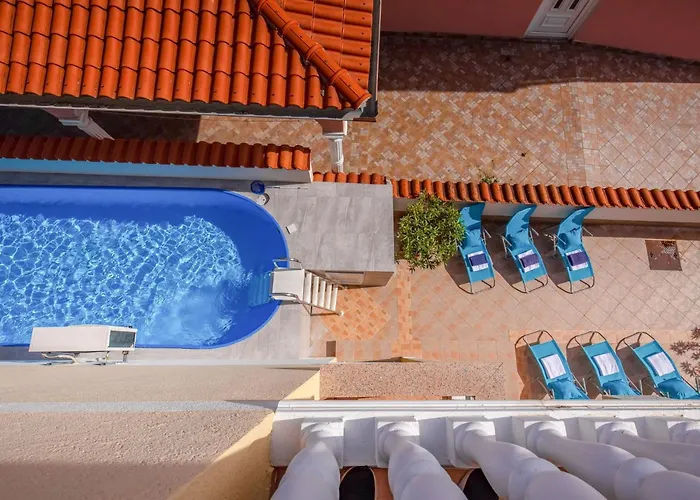 Mit Terrasse Und Meerblick By Interhome דראמליי