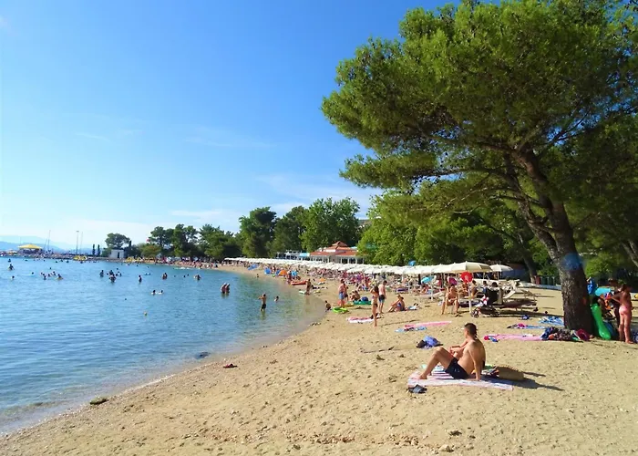 Mit Terrasse Und Meerblick By Interhome דירה